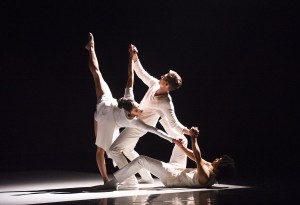 A scene from The 3 Dancers by Didy Veldman and Rambert @ Theatre Royal, Plymouth. (Opening 23-09-15) ©Tristram Kenton 09/15 (3 Raveley Street, LONDON NW5 2HX TEL 0207 267 5550 Mob 07973 617 355)email: tristram@tristramkenton.com