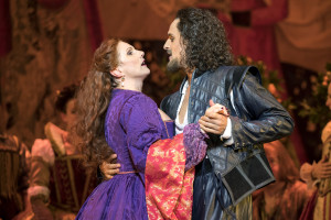 Jeni Bern (Lilli Vanessi and Katharine) and Quirijn de Lang (Fred Graham and Petruchio) WNO's Kiss Me Kate- photo credit Richard Hubert Smith-8911