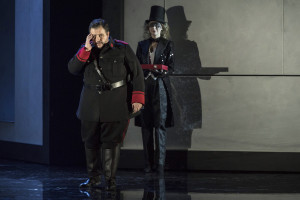 la_forza_del_destino._luis_cansino_don_carlo_di_vargas_and_justina_gringyte_preziosilla._photo_credit_richard_hubert_smith_3417