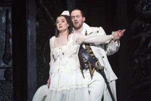 wno_don_giovanni_-_gavan_ring_don_giovanni_katie_bray_zerlina._photo_credit_richard_hubert_smith_-_5997